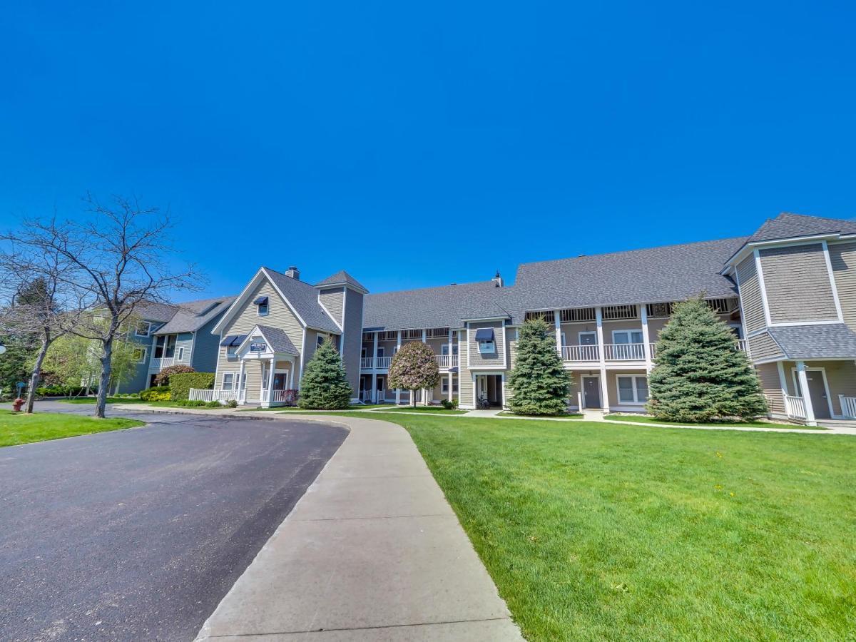 111 Water Street Inn Boyne City Exteriér fotografie